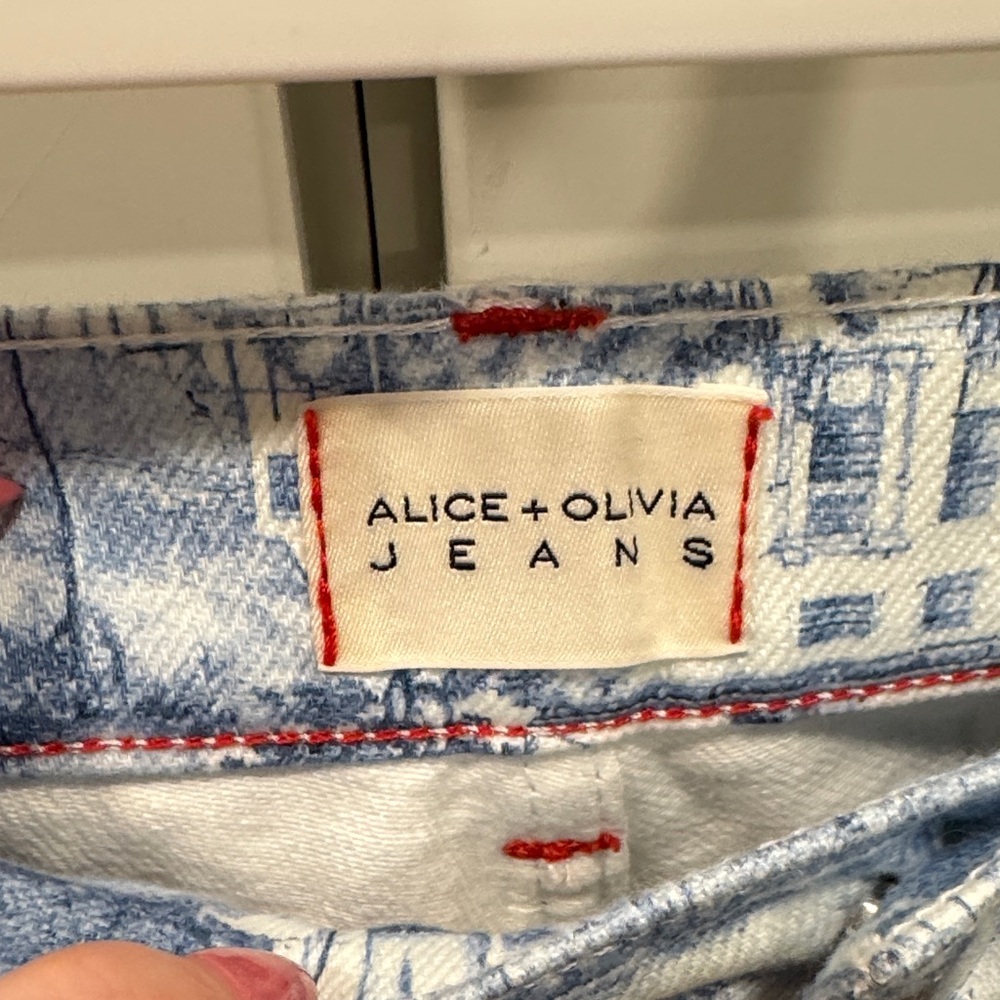 Alice and Olivia Blue Scenic Print Wide-Leg Women’s Jeans - Picture 5 of 8